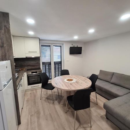 Portoroz Apartments Екстер'єр фото